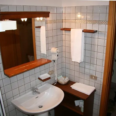 Gelindo Dei Magredi 3* Vivaro